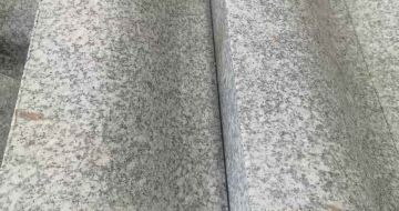 通化芙蓉白S型拉丝面路沿石