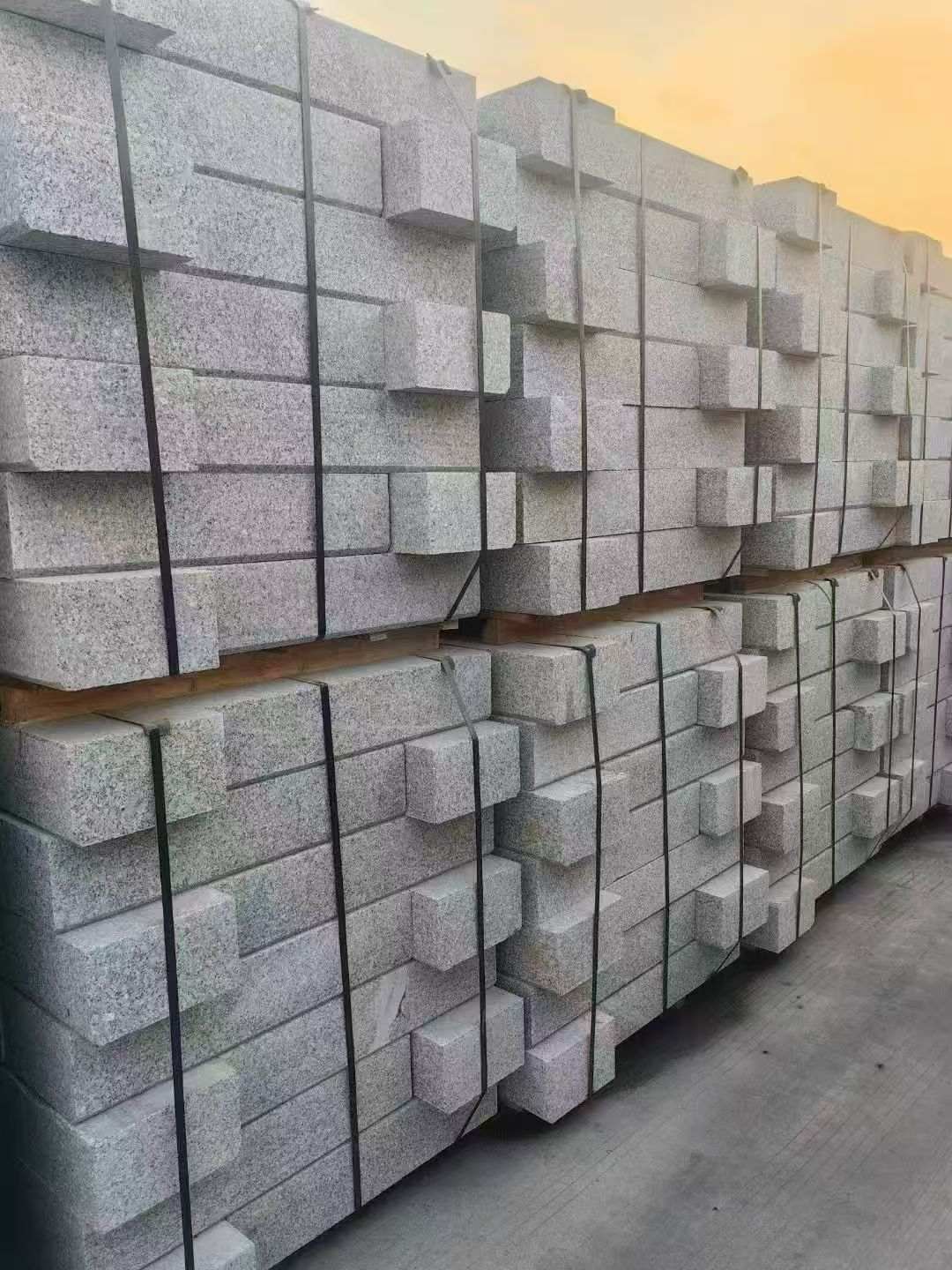 通化 芝麻白路沿石