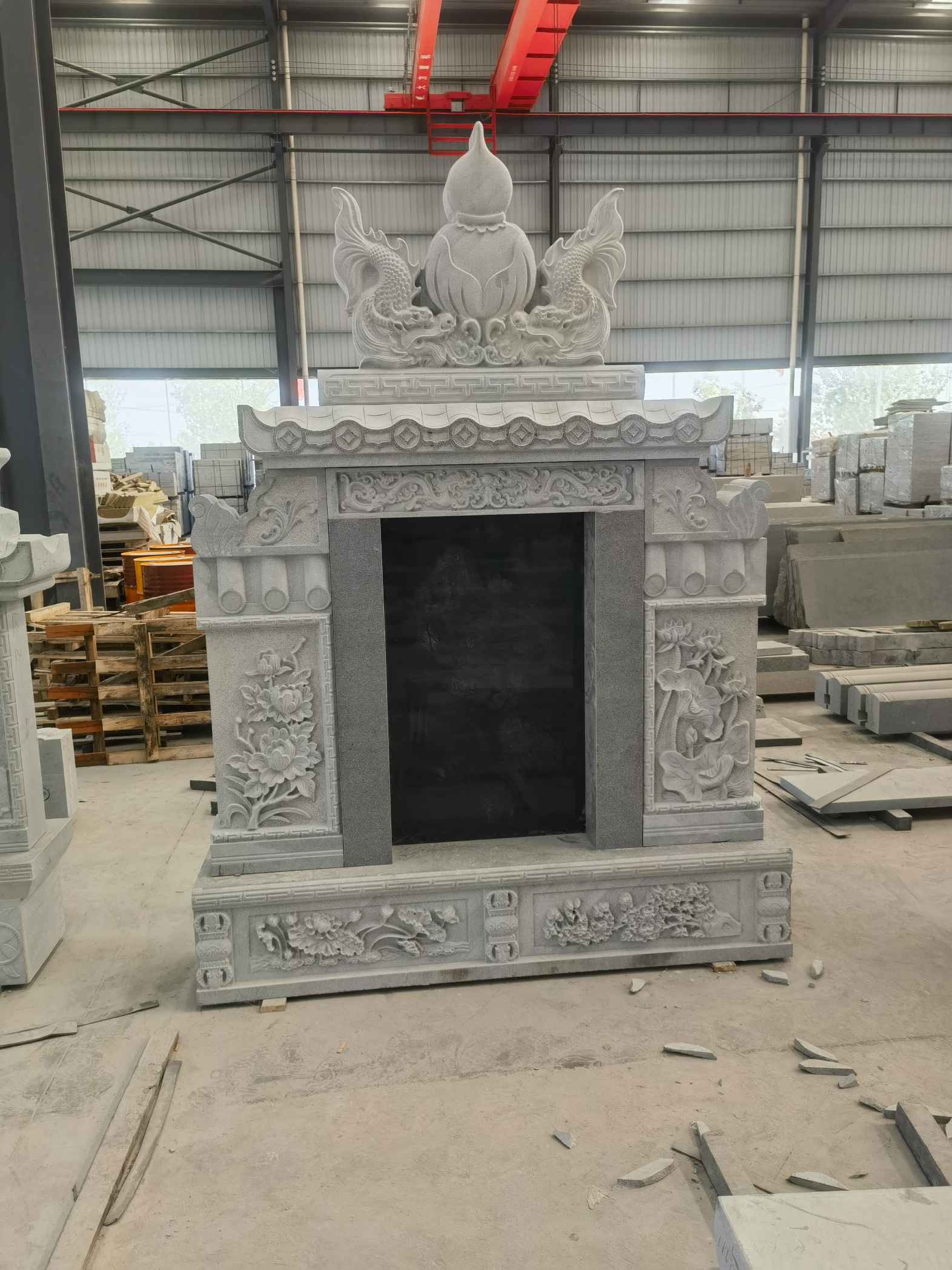 通化 芝麻灰高档墓碑、土墓，一套也支持定做