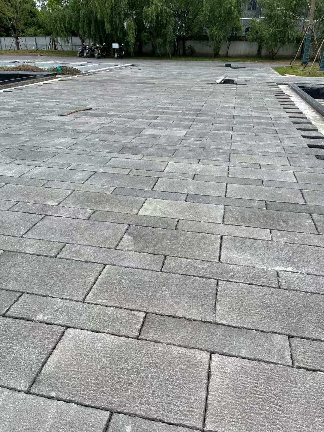 通化 工地仿古石铺装现场实拍