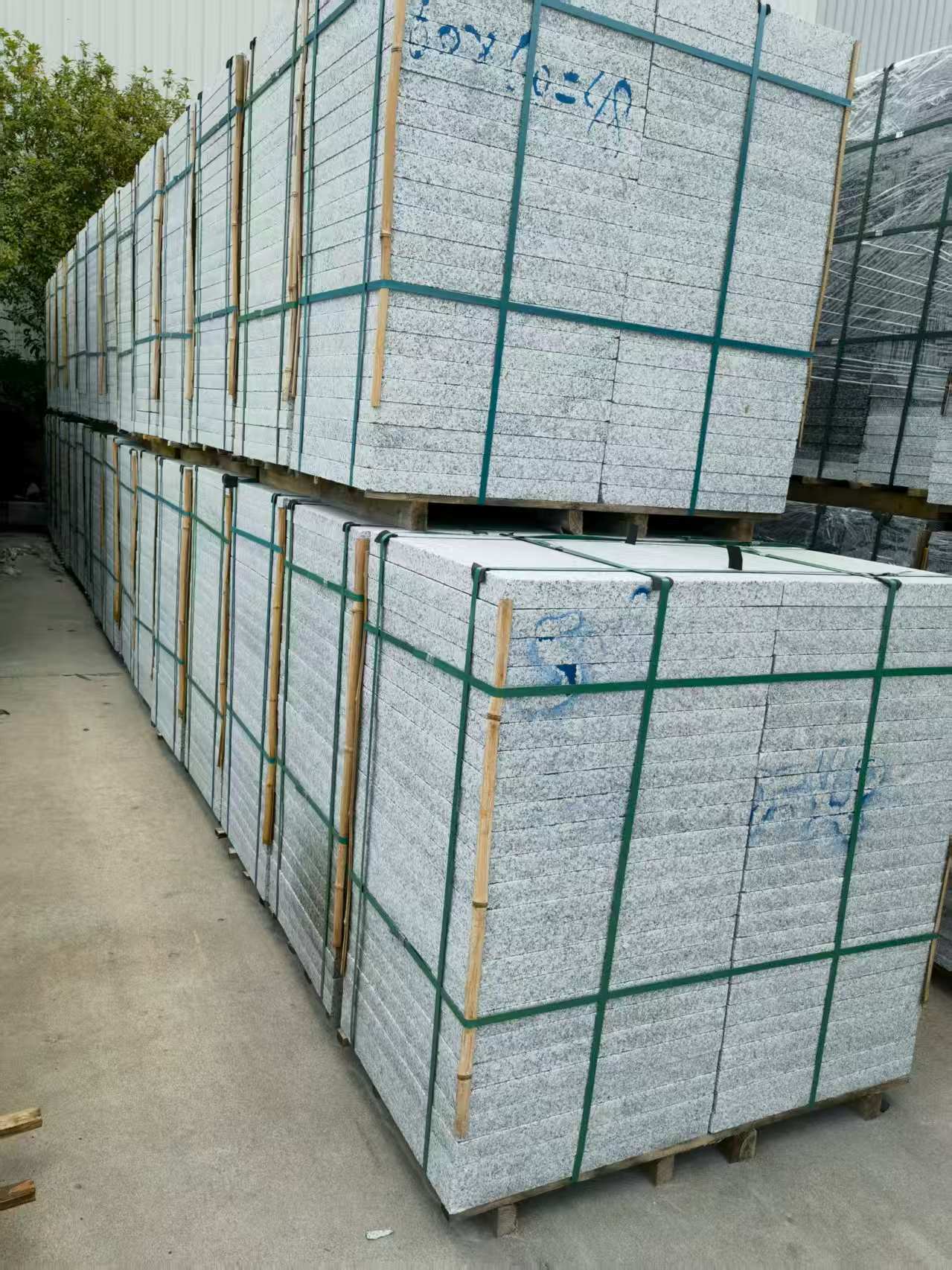 通化 大花芙蓉白火烧成品，市政园林广场地铺石